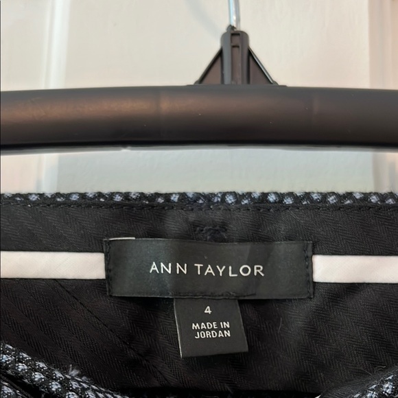 Ann Taylor Black and Blue Polka Dot Trouser Skinny Pants - Size 4 - Picture 2 of 14